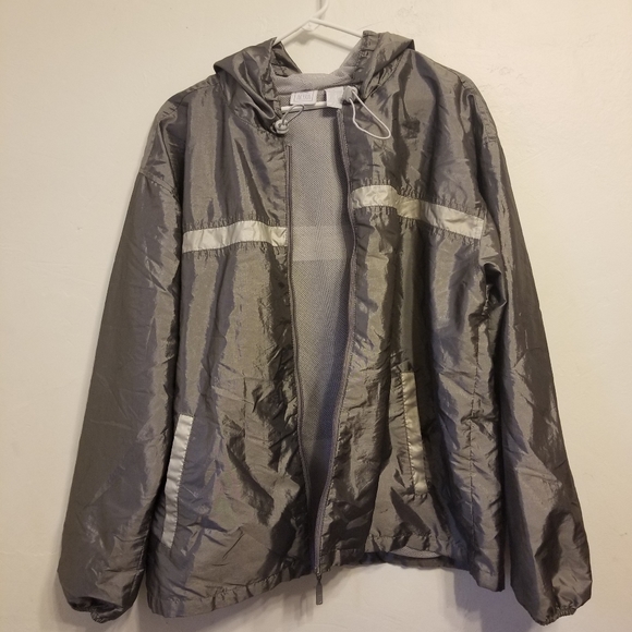 Lightweight Jacket - Picture 2 of 5